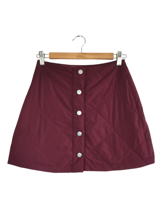 High-waisted burgundy quilted skirt