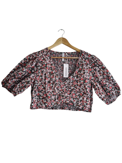 Commonry All Over Floral Print Crop Top