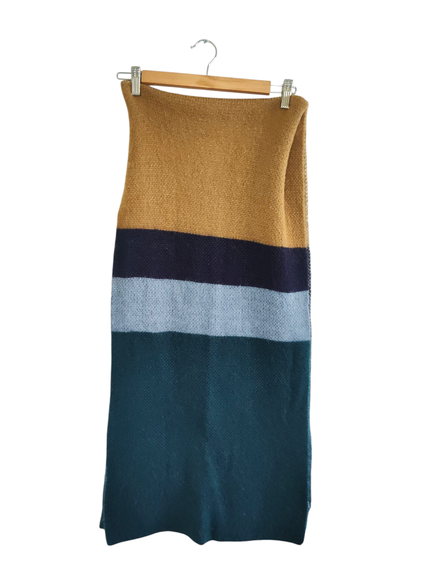 Soft Color-block Knitted Scarf